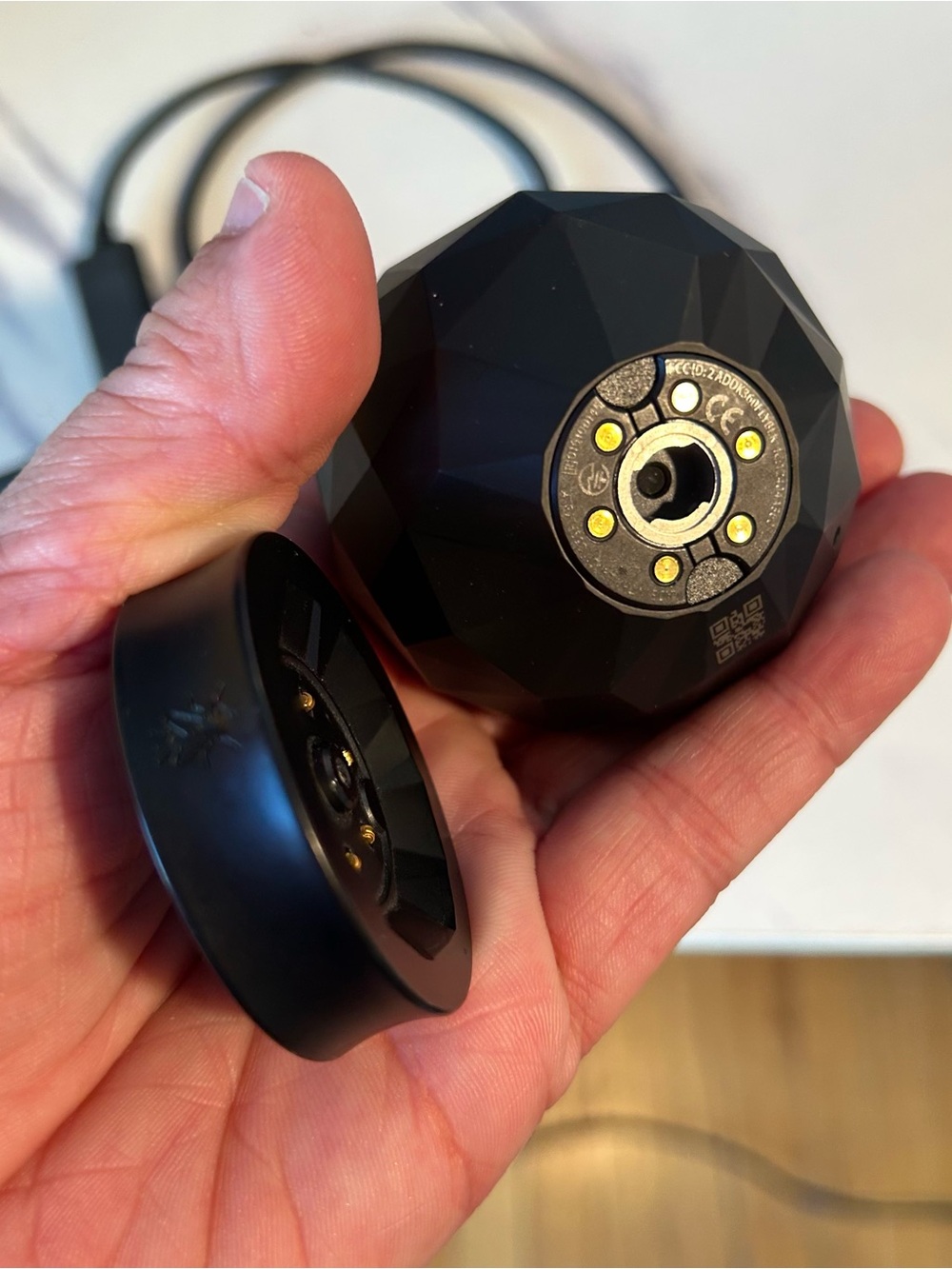 Fly 360 HD Video Camera - Picture 7 of 12